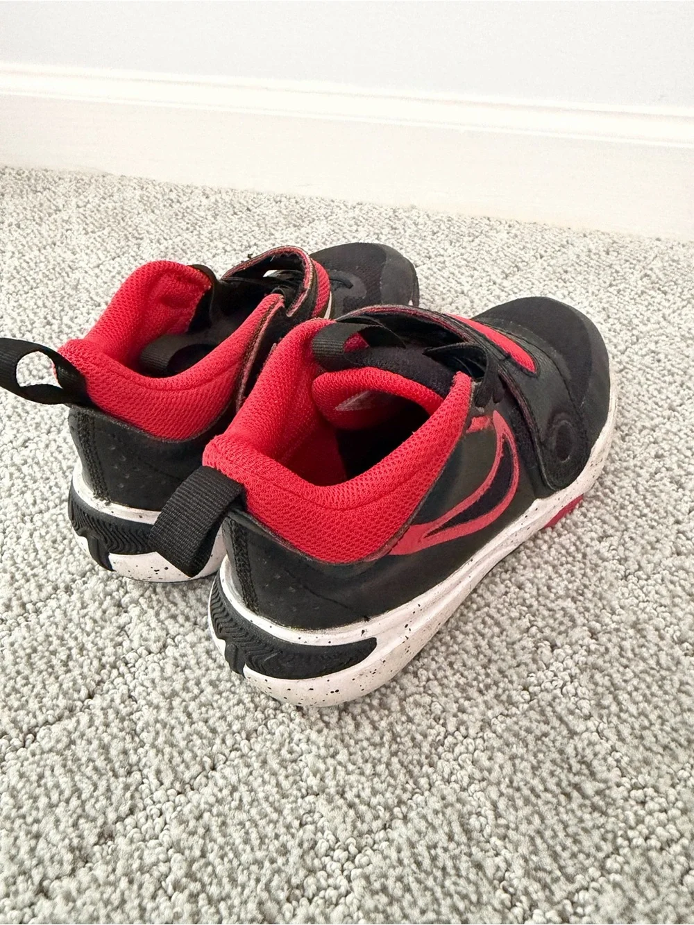 Nike boys sneakers